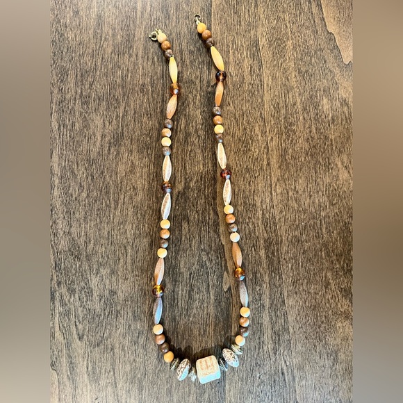 Necklace - Picture 3 of 4